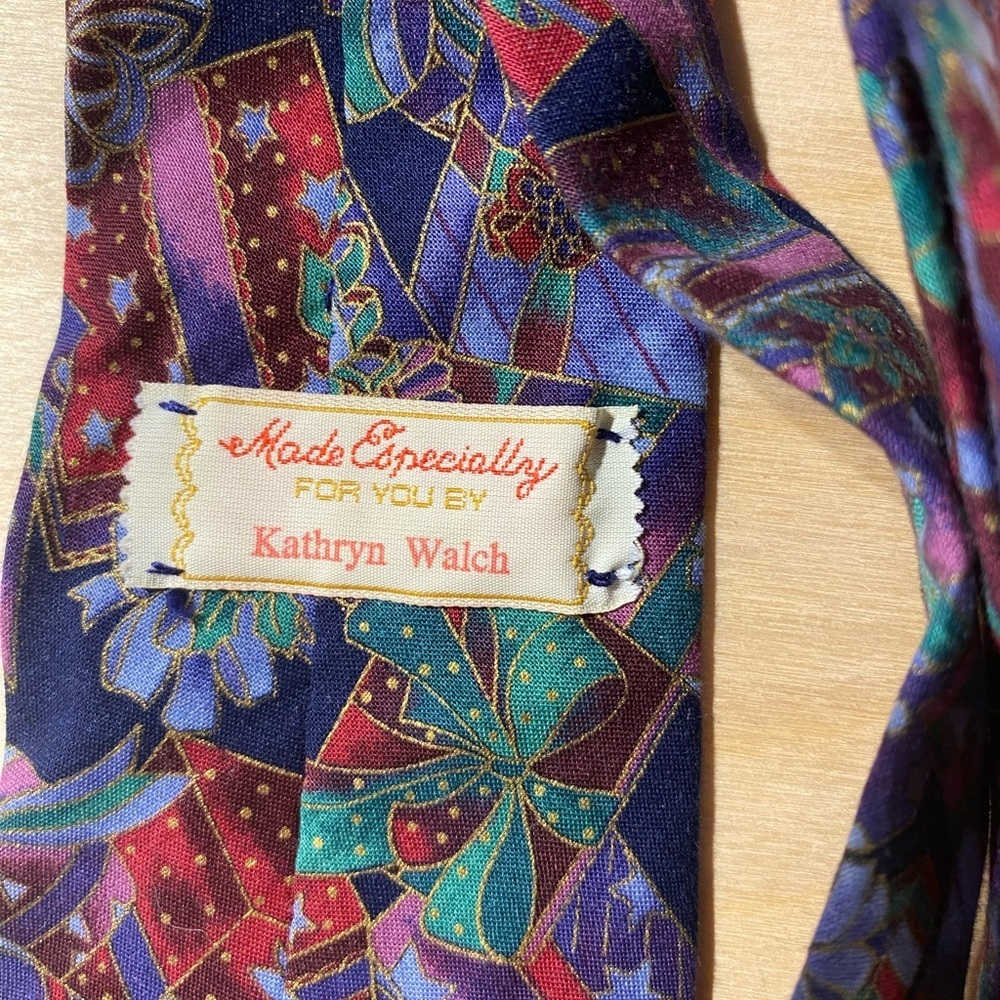 Colorful Christmas Patterned Men's Tie (NH) - Picture 6 of 6